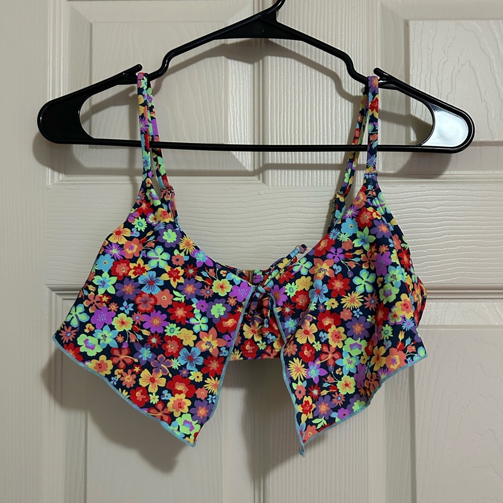 Multicolor floral print bikini top